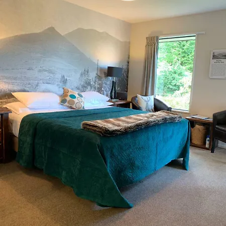 8 On Oregon Boutique Lodge-2